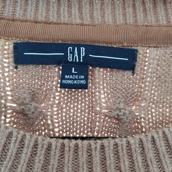 Tan Gap Sweater size Large - Picture 3 of 5